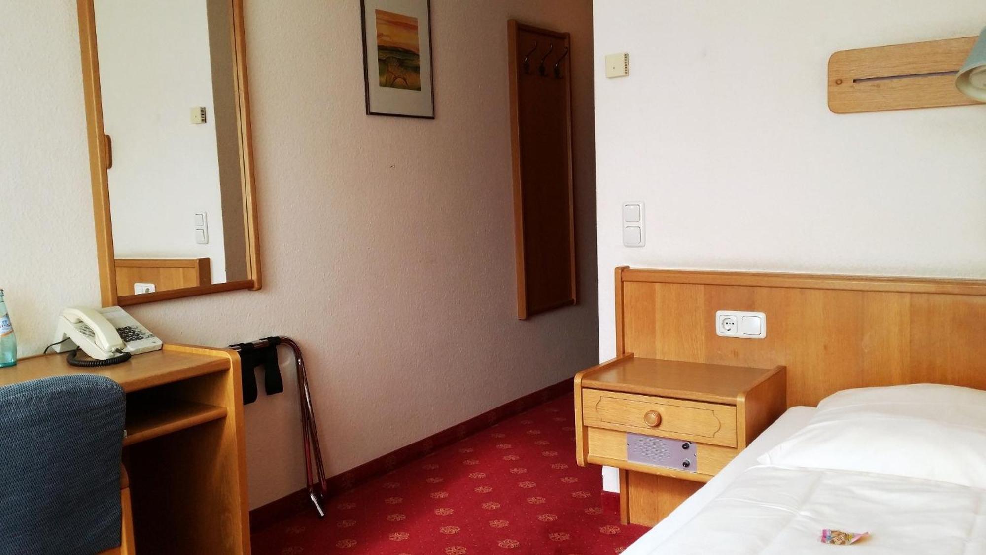 Hotel Garni Stadt Friedberg Δωμάτιο φωτογραφία