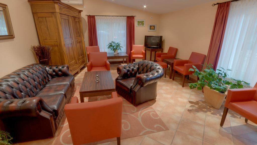 Hotel Garni Stadt Friedberg Εξωτερικό φωτογραφία